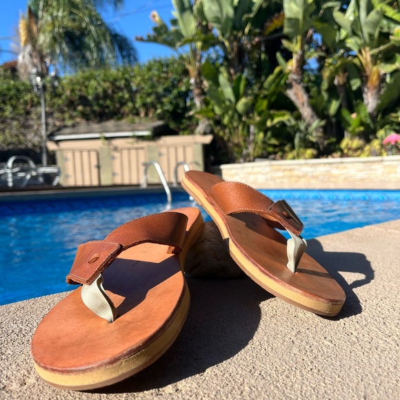 Eclectic Array Leather Rivet Sandals Size 10.5/11 - Picture 11 of 12